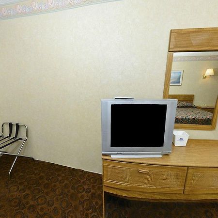 America'S Best Value Inn Statesville Esterno foto