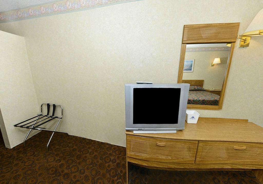 America'S Best Value Inn Statesville Esterno foto